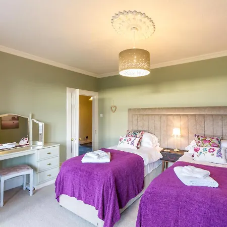 Vicarsford Farmhouse With Hot Tub Leuchars Exterior photo