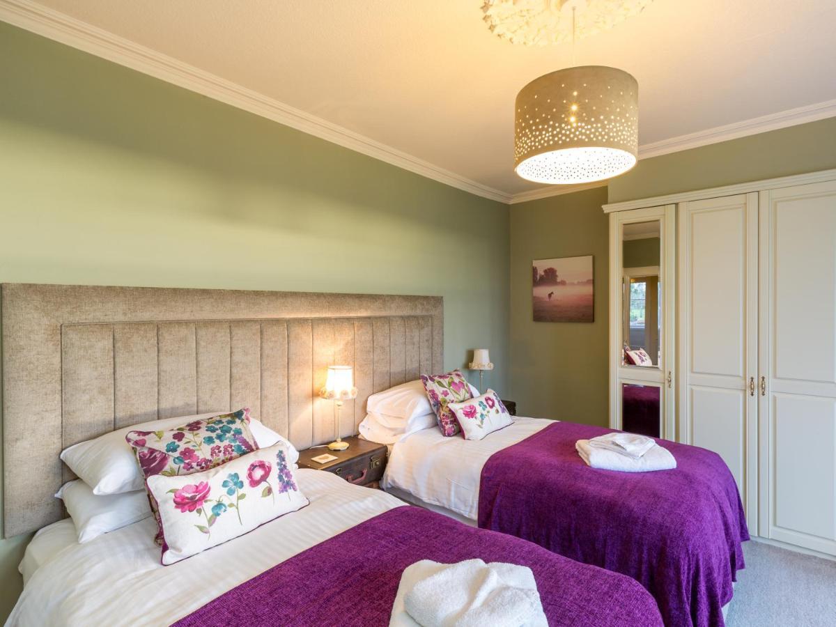 Vicarsford With Hot Tub Leuchars