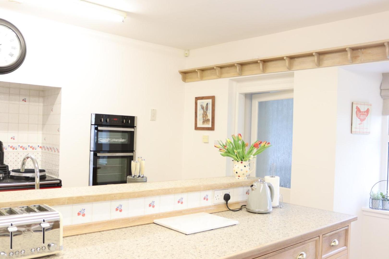 Vicarsford With Hot Tub Holiday home Leuchars